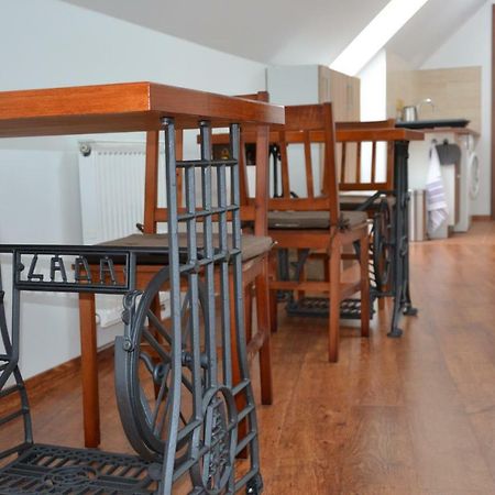 Attic Rooms Tábor Eksteriør billede