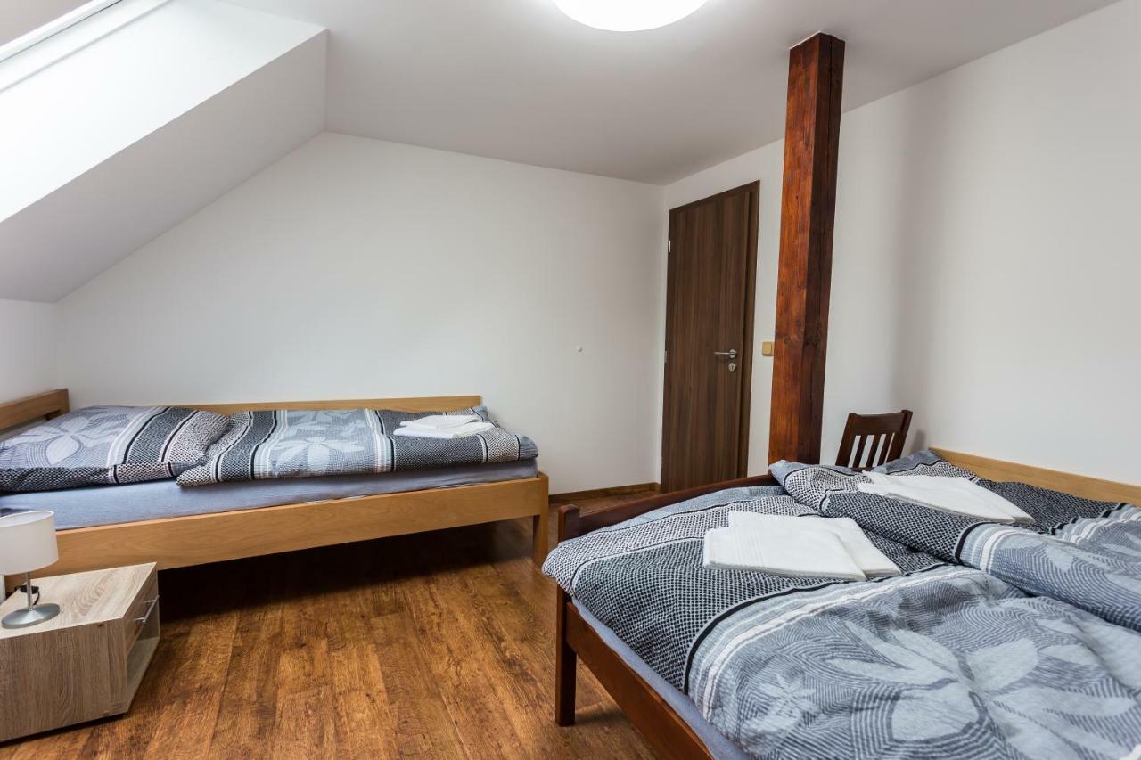 Attic Rooms Tábor Eksteriør billede