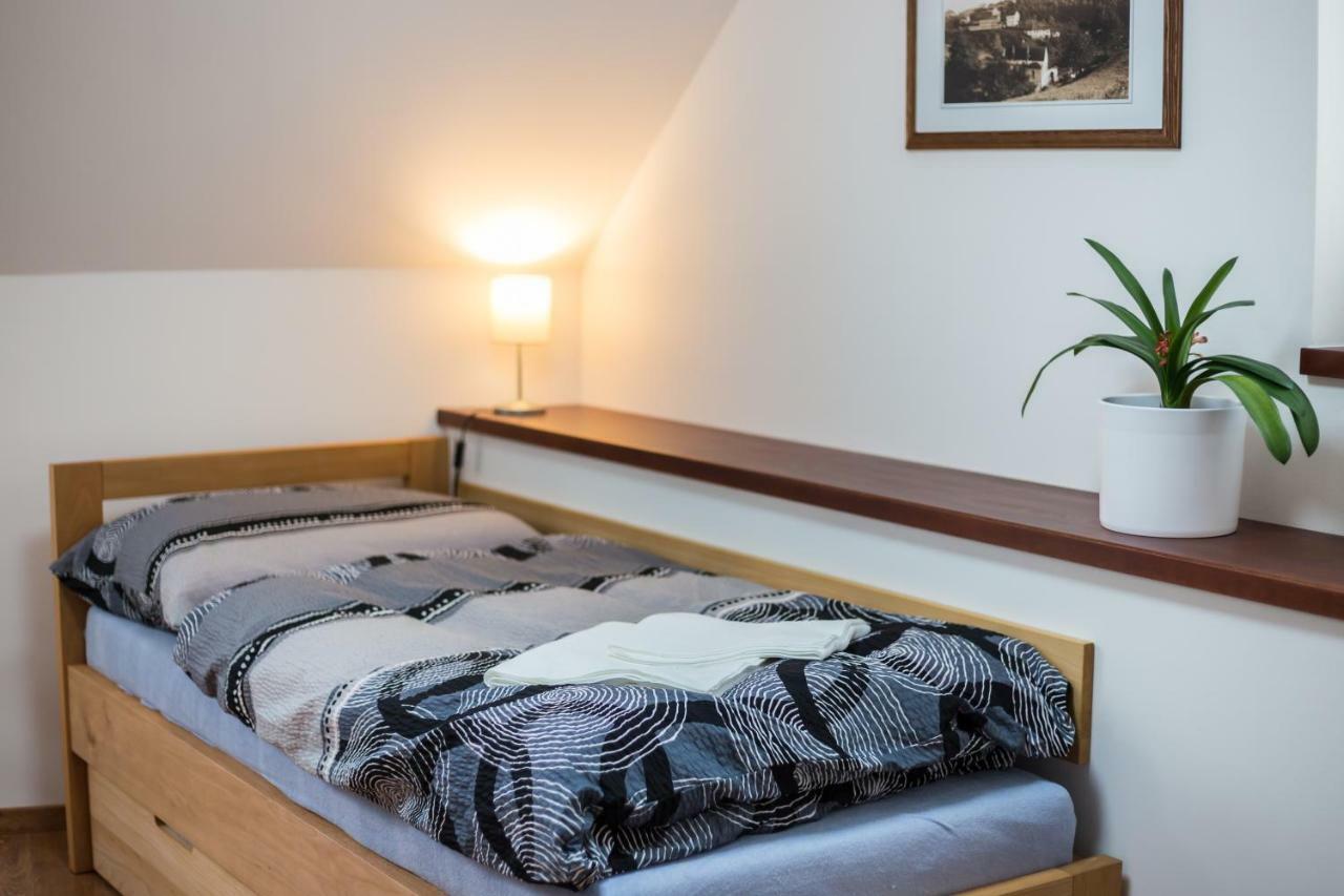 Attic Rooms Tábor Eksteriør billede