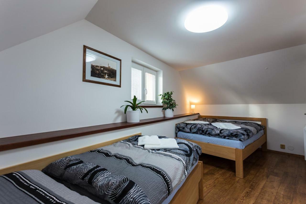 Attic Rooms Tábor Eksteriør billede